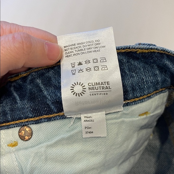 Reformation HILL Mid Rise Kick Flare Jeans Araceli-23 Size 23 Blue Denim NWT - Picture 7 of 8